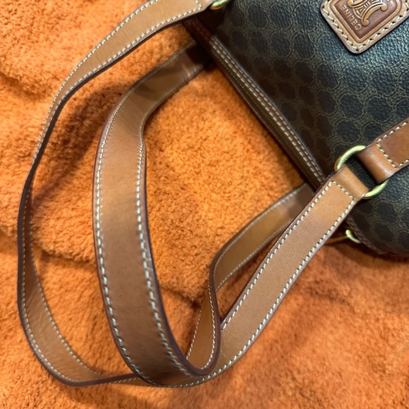 Price dropped!!!Authentic—Vintage Celine Macadame Small Papillon Bag. - Picture 3 of 8